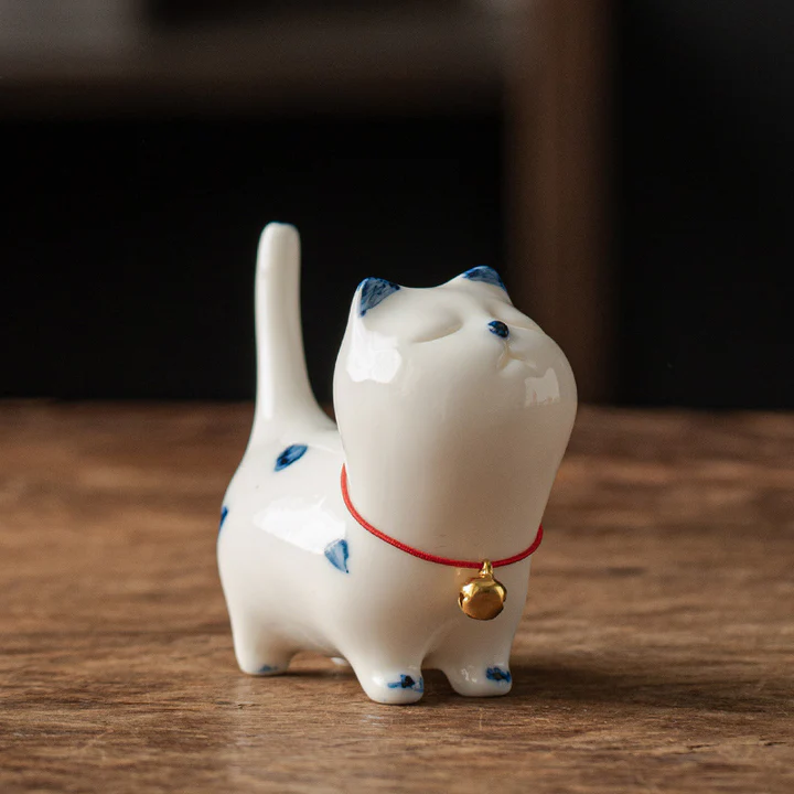 Bodhi Stones Mini Lucky White Cat Kitten Tea Pet Ceramic Home Desk Figurine Decoration